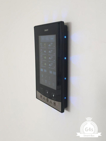 صفحه نمایش لمسی دیواری CTP G4